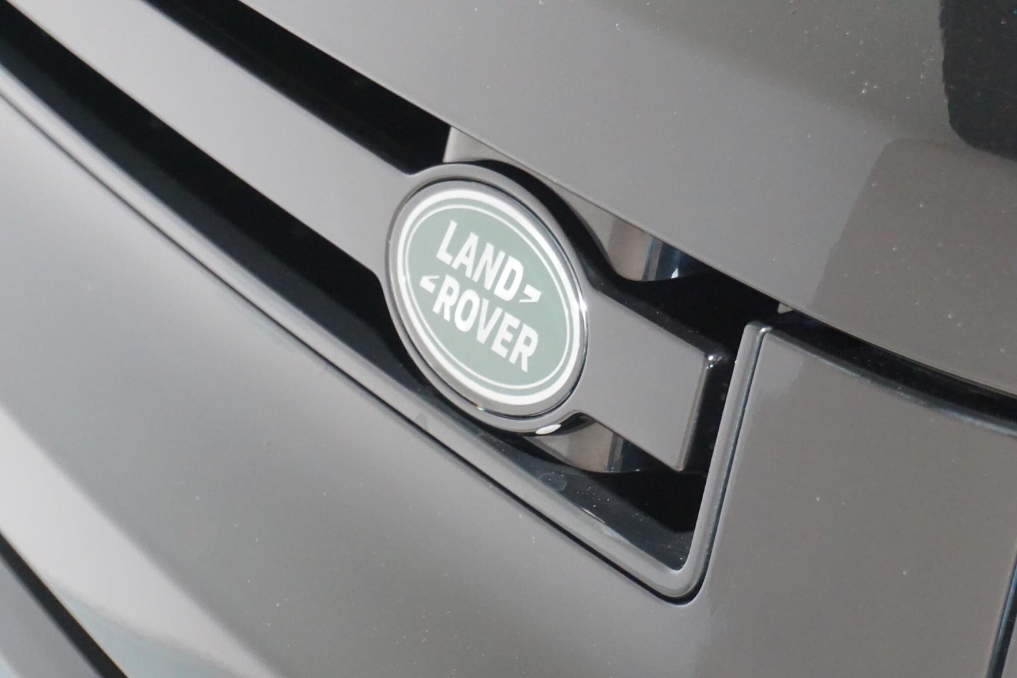 Land Rover Defender 110 5.0 P525 V8 SUV 5dr Petrol Auto 4WD Euro 6 (s/s) (525 ps)